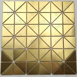 Mosaico metálico dourado...