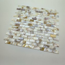 Mosaico in madreperla per pavimento e rivestimento bagno e cucina modello Bahya Naturel