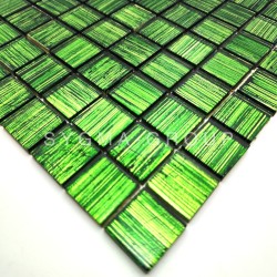 Carreaux mosaiques de verre pour cuisine et salle de bain modele Derry Vert