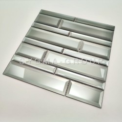 Mirror effect glass tiles for kitchen wall, Tilburg model