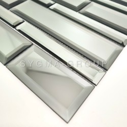 Mirror effect glass tiles for kitchen wall, Tilburg model