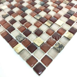 Zoom sur la mosaïque marron Mocav avec effet texturé